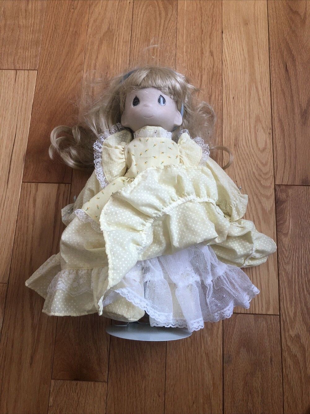 Four Seasons Summer Joy Vintage Collectible‎ Doll 1990 Blonde with Yellow Dress